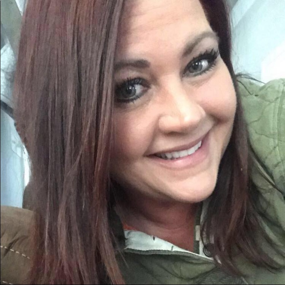 Meet your Posher, Carrie